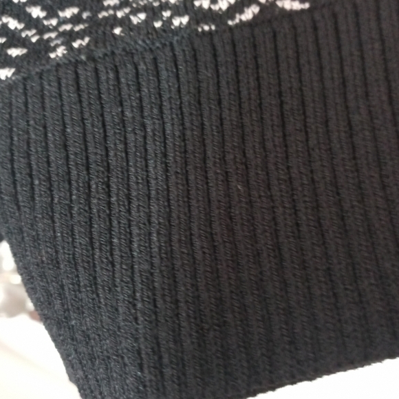 Jones New York Collection Short Sleeve 1 Button Super Stretch Cropped Cardigan - Picture 5 of 8